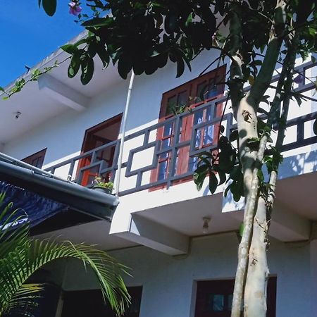The Train View Bed & Breakfast Nuwara Eliya Exterior photo