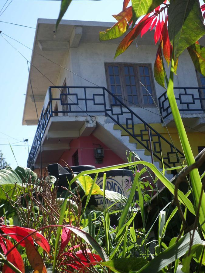 The Train View Bed & Breakfast Nuwara Eliya Exterior photo